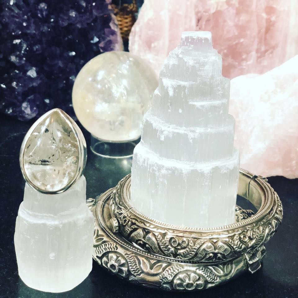 How to use Selenite Crystals for Cleansing
